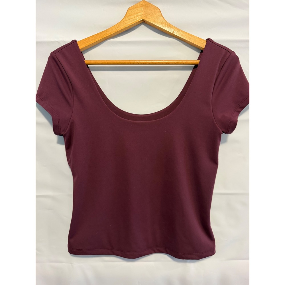 Old Navy Women Plum Burgundy Scoop Neck Short Sleeve Top M Petite